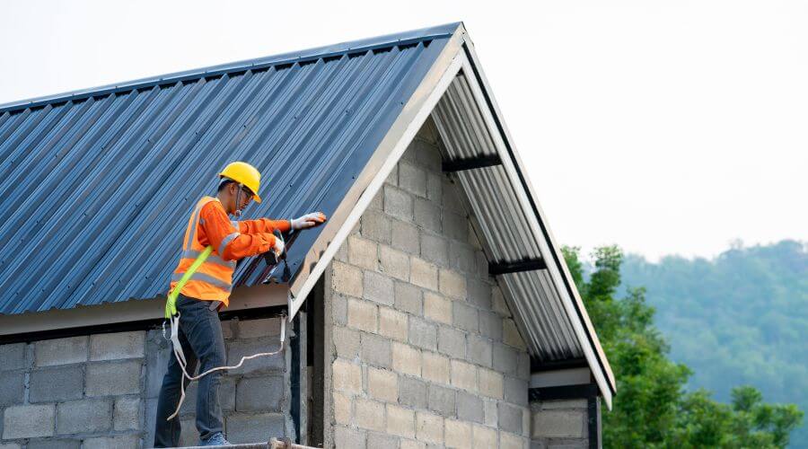 Expert Emergency Roof Repairs services in Altmar, NY